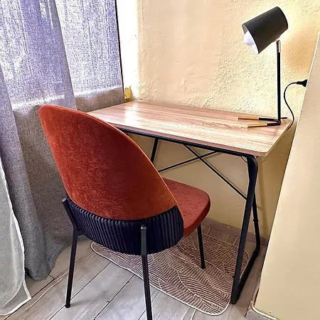 Cozy Modern Lejlighed *